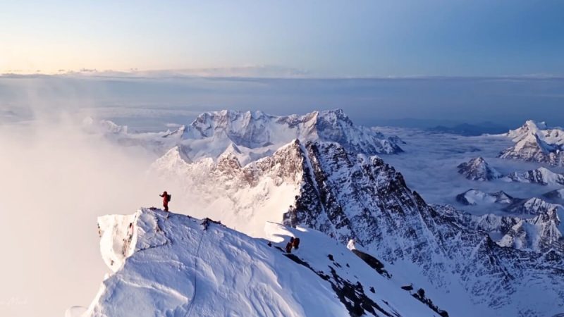 L&rsquo;Everest comme jamais vu auparavant : l&rsquo;arête Nord capturée par drone