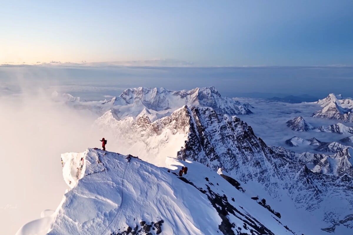 L&rsquo;Everest comme jamais vu auparavant : l&rsquo;arête Nord capturée par drone