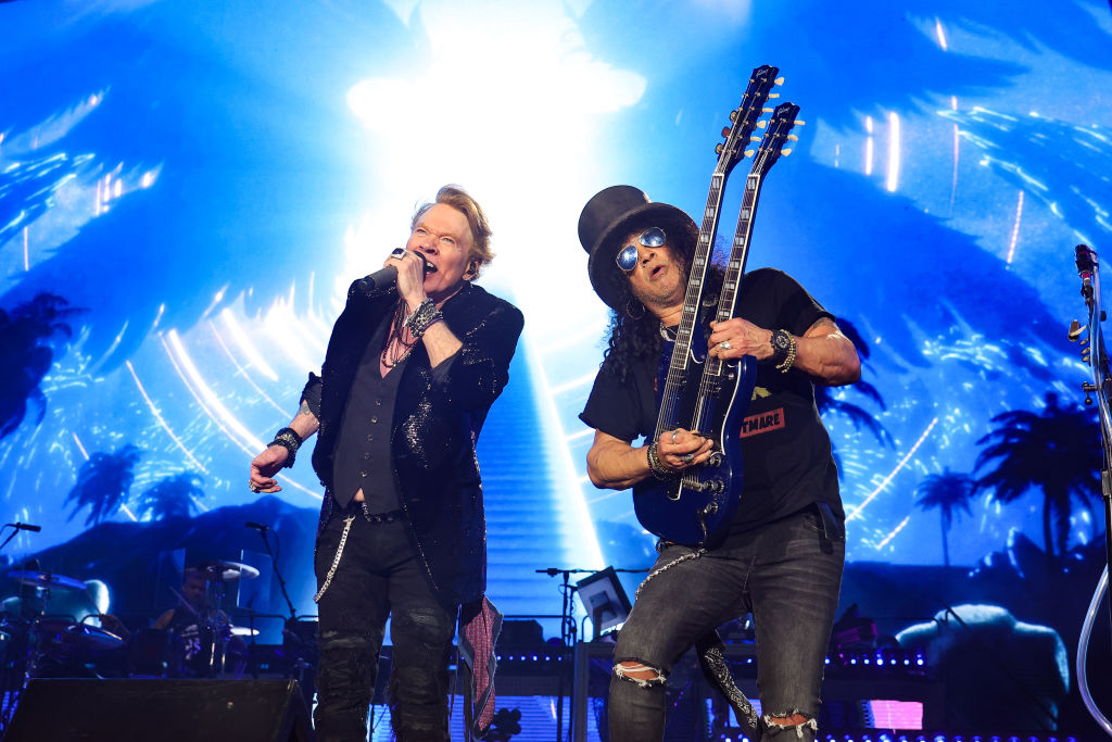 Le grand retour de Guns N&rsquo; Roses accompagné d&rsquo;un spectacle de drones
