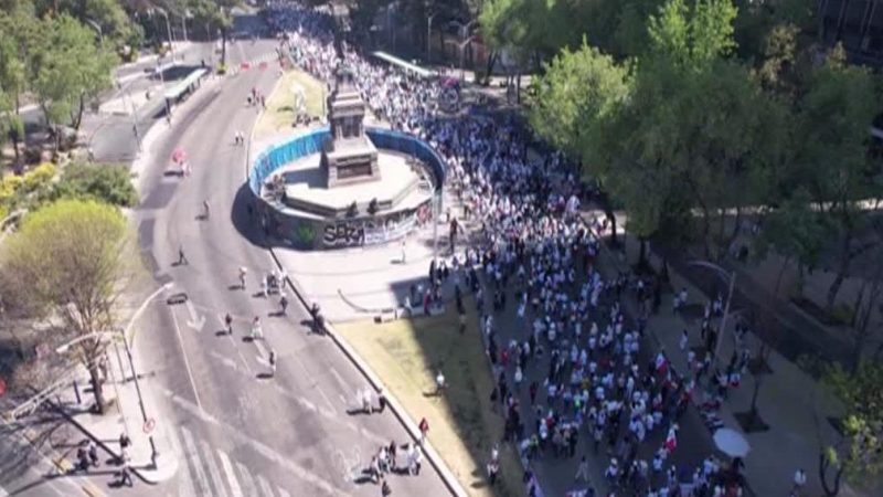 Mexique : Les drones capturent d&rsquo;immenses manifestations contre le gouvernement