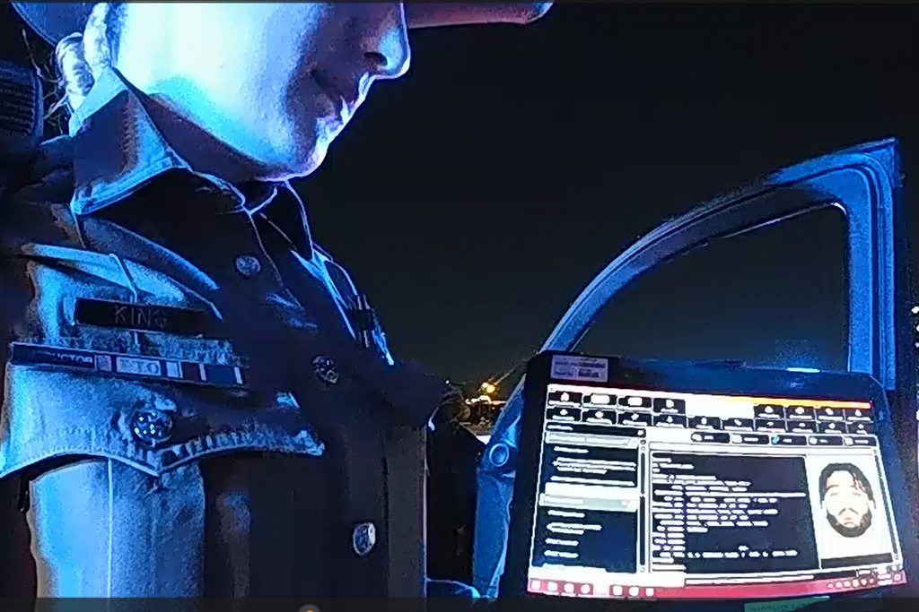 Poursuite à 160 mph et utilisation de drones dans la recherche d&rsquo;un fugitif