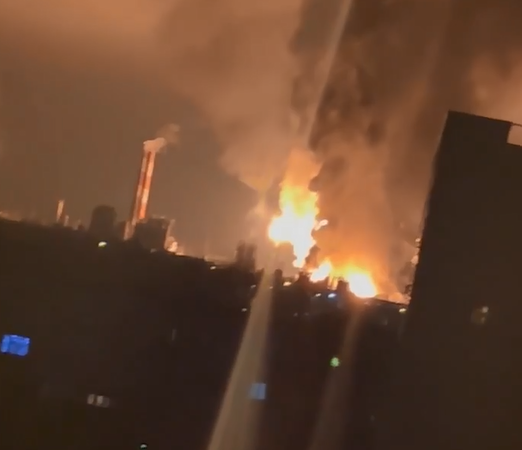 Frappe sur une installation pétrochimique russe par l&rsquo;armée ukrainienne