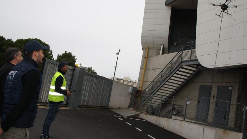 Innovations en restauration du patrimoine : le nettoyage de façades par drones