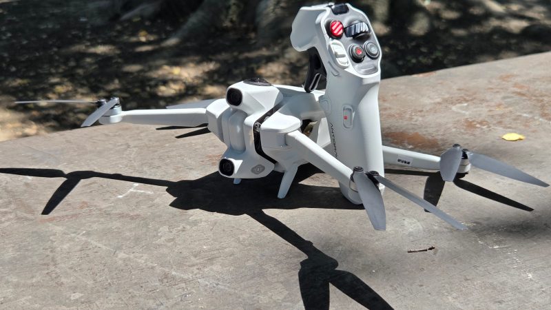 L&rsquo;Antigravity A1 : un nouveau drone sur les étals américains alors que l&rsquo;ombre d&rsquo;une interdiction de DJI plane