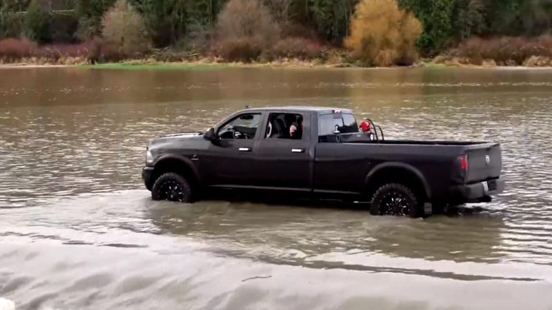 Spectaculaire survol d&rsquo;une zone inondée dans l&rsquo;État de Washington