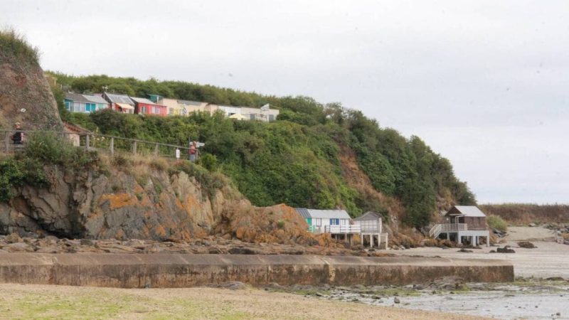 Survol mystérieux d&rsquo;un drone sur une plage de Saint-Brieuc : Enquête et spéculation