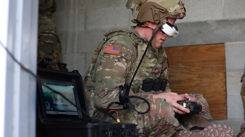 Tactiques de guerre des drones : les États-Unis cherchent à rattraper leur retard