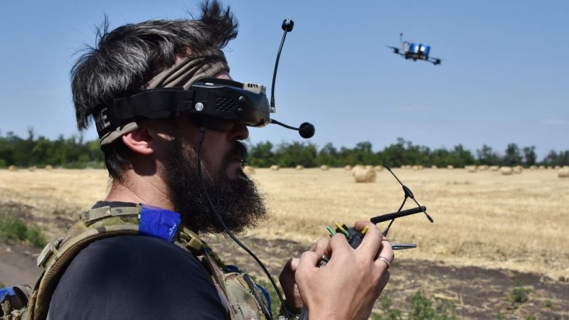 #Ukraine Les jeunes gamers, meilleurs pilotes de drones en temps de conflit
