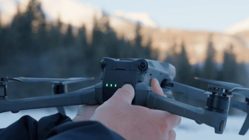 Conseils essentiels pour garder les batteries de drone performantes en hiver