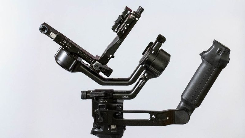 Analyse complète du DJI RS 5 : un stabilisateur révolutionnaire pour les cinéastes