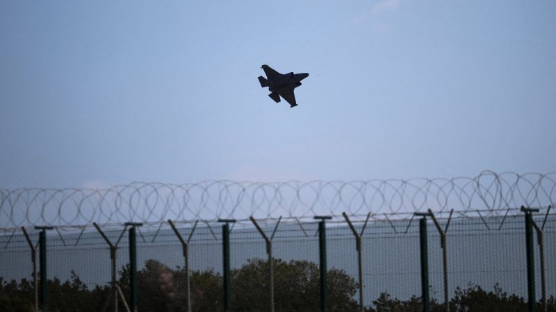 Dilemme pour Starmer : une base britannique à Chypre visée par des drones