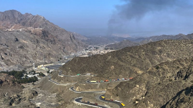 Escalade des tensions : la frappe pakistanaise sur une base afghane