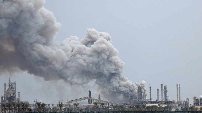 Escalade des tensions : vague récente de missiles et de drones iraniens visant les nations du Golfe