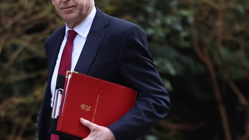 Le ministre britannique de la Défense se rend à Chypre suivant une frappe de drone