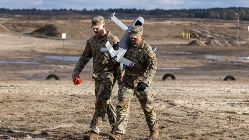 Les États-Unis déploient des drones intercepteurs en réponse aux frappes iraniennes