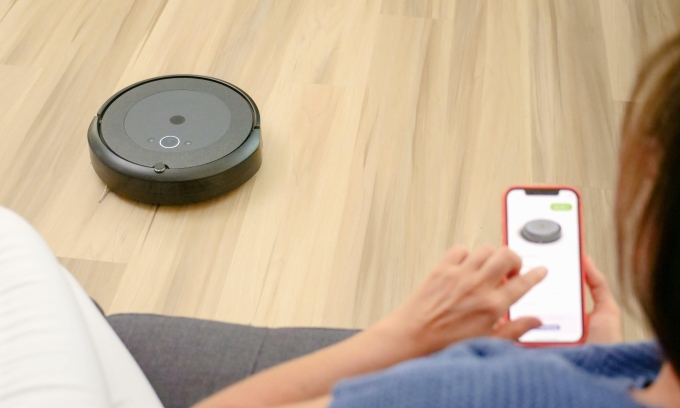 Un homme reçoit 30 000 dollars après avoir accidentellement pris le contrôle de 7 000 aspirateurs robots DJI