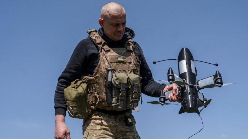 Les drones d&rsquo;attaque au cœur des conflits modernes en Ukraine et au Moyen-Orient