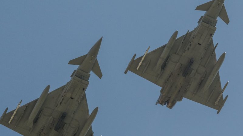 Des Typhoons de la RAF mobilisés face à une menace de drone russe près de l&rsquo;espace aérien de l&rsquo;OTAN