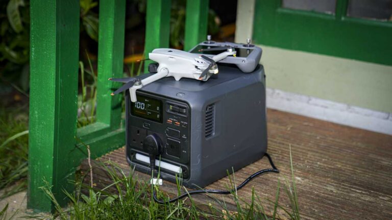 DJI Power 1000 Mini : le câble USB-C intégré change tout