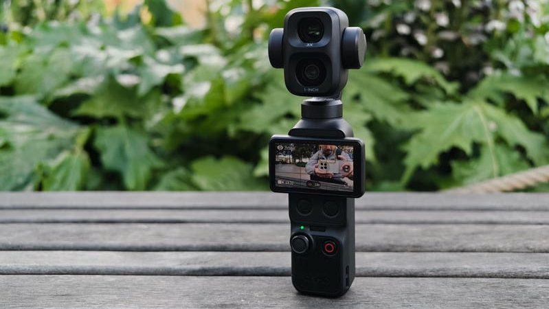 DJI Pocket 4P : Le nouveau stabilisateur avec double capteur présenté à Cannes