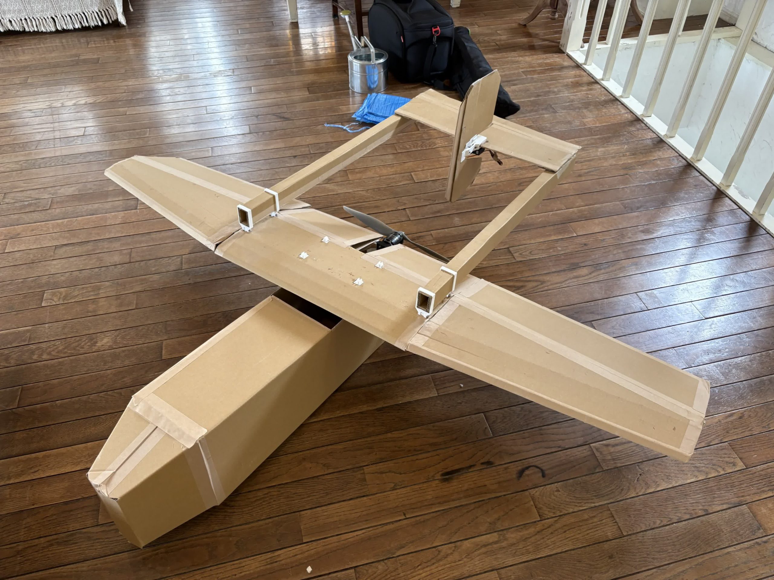 Le Japon développe des drones militaires en carton ondulé