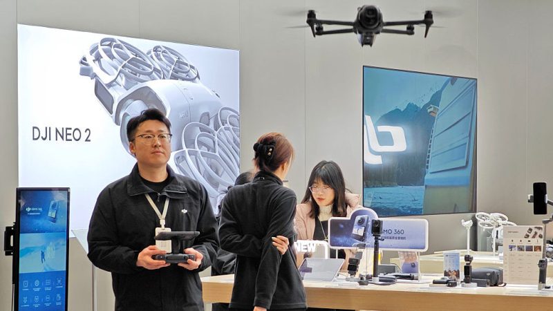 Pékin interdit la vente de drones alors que le reste du monde achète des modèles chinois