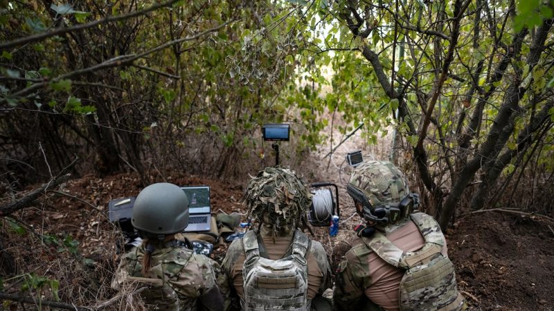 Les drones d&rsquo;attaque produisent des images de guerre d&rsquo;une crudité inédite