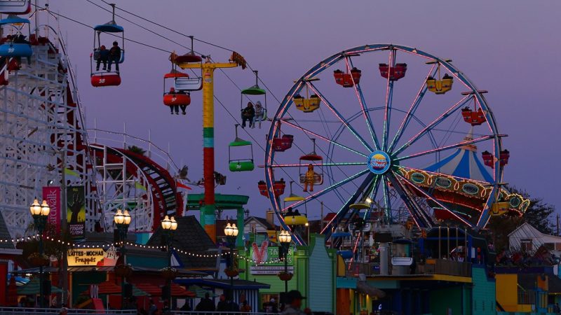 Santa Cruz Beach Boardwalk : un spectacle de drones prévu cet été au-dessus de Main Beach