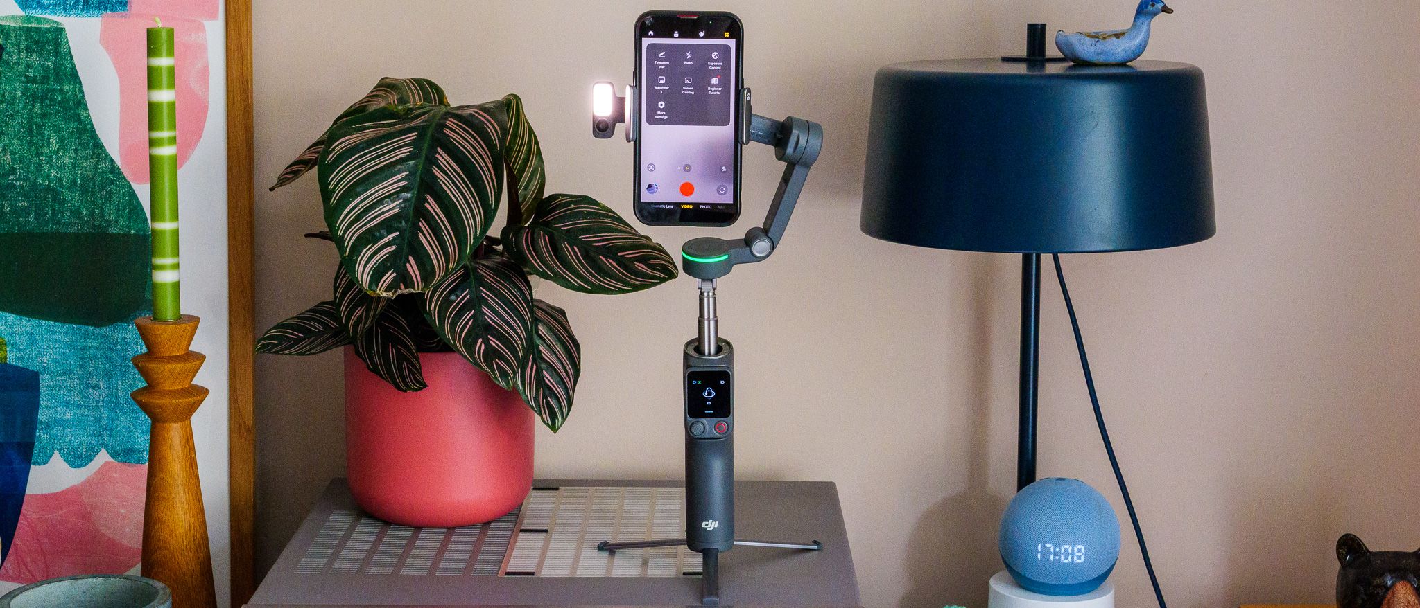 DJI Osmo Mobile 8P : le gimbal smartphone qui corrige enfin le défaut majeur de la série