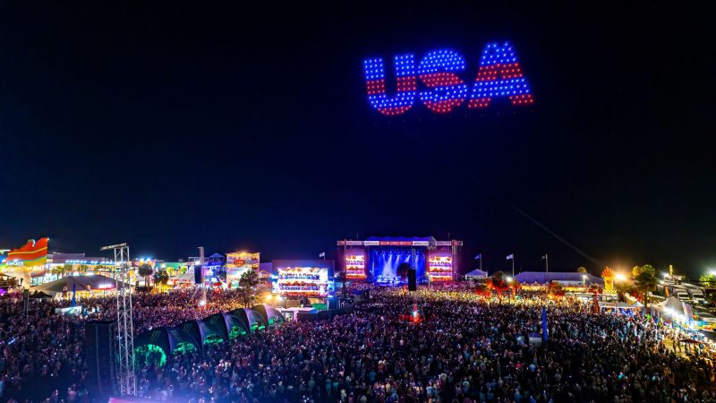 Le Carolina Country Music Festival célébrera les 250 ans des États-Unis avec un spectacle de drones