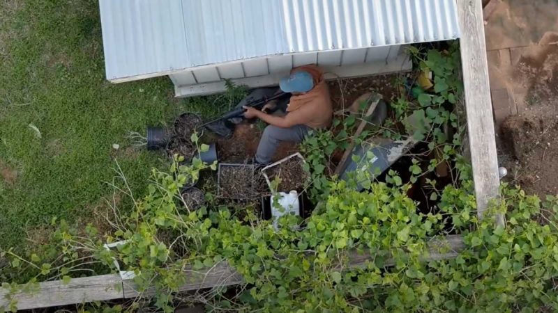 Oklahoma City : des images de drone révèlent un homme armé lors d&rsquo;un long siège policier