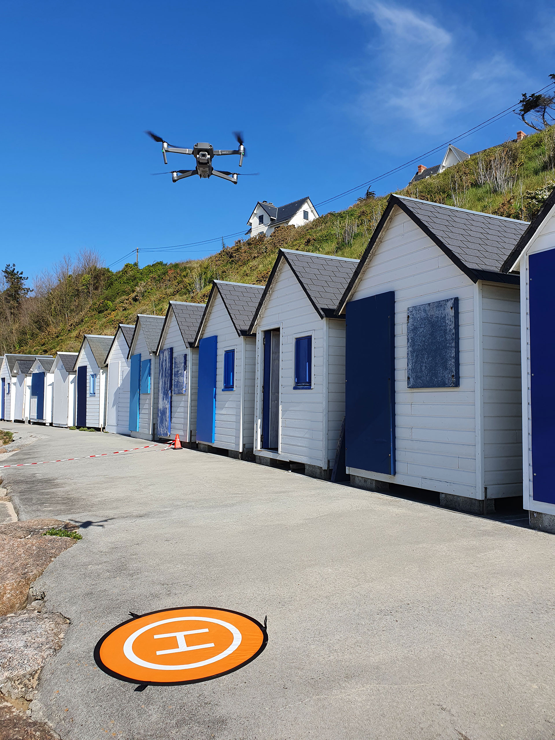 Le BRGM utilise la photogrammétrie drone pour surveiller la stabilité de la corniche normande