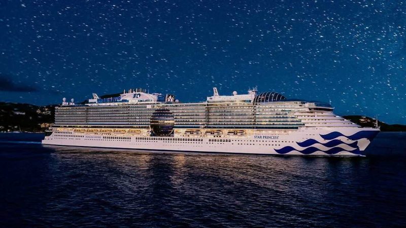 Star Princess inaugure sa saison Alaska avec un spectacle de drones à Seattle