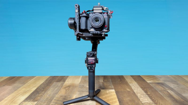 DJI RS 5 : un gimbal surpuissant pour les créateurs de contenu