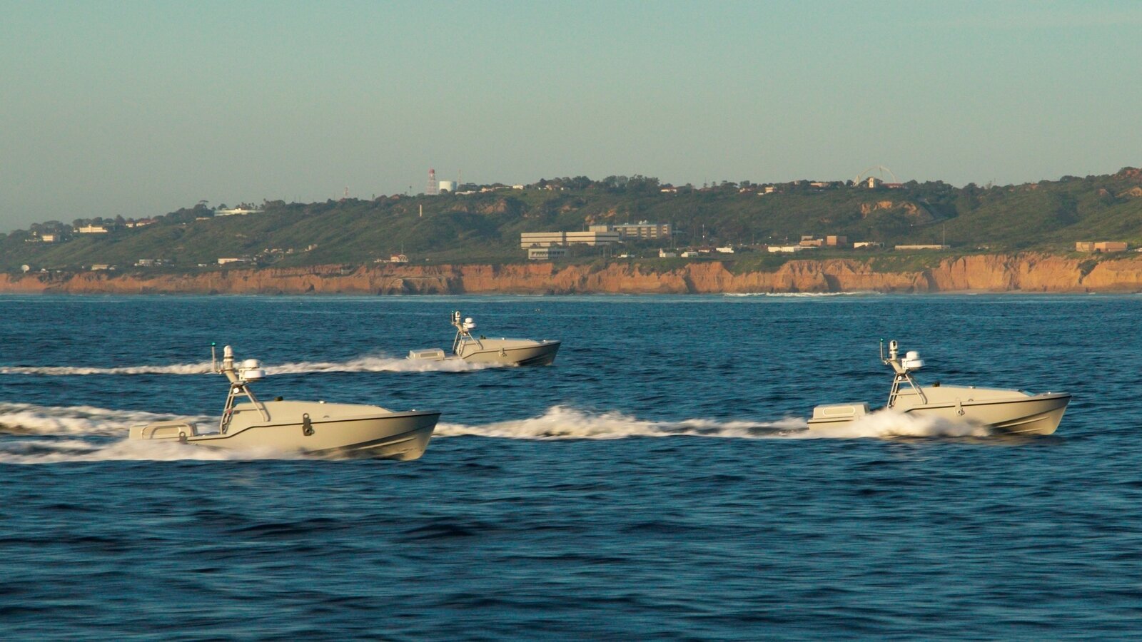 Un drone maritime autonome effectue le premier sauvetage américain sans pilote à bord
