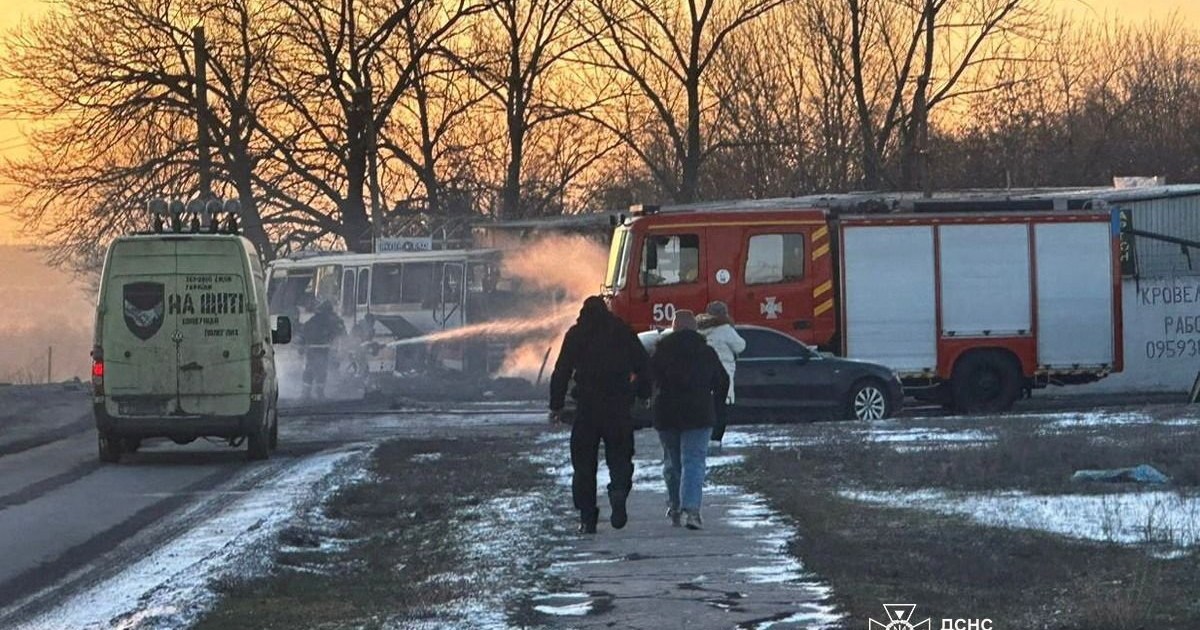 Ukraine : trois morts dans une frappe alors que Moscou subit sa plus grande attaque de drones