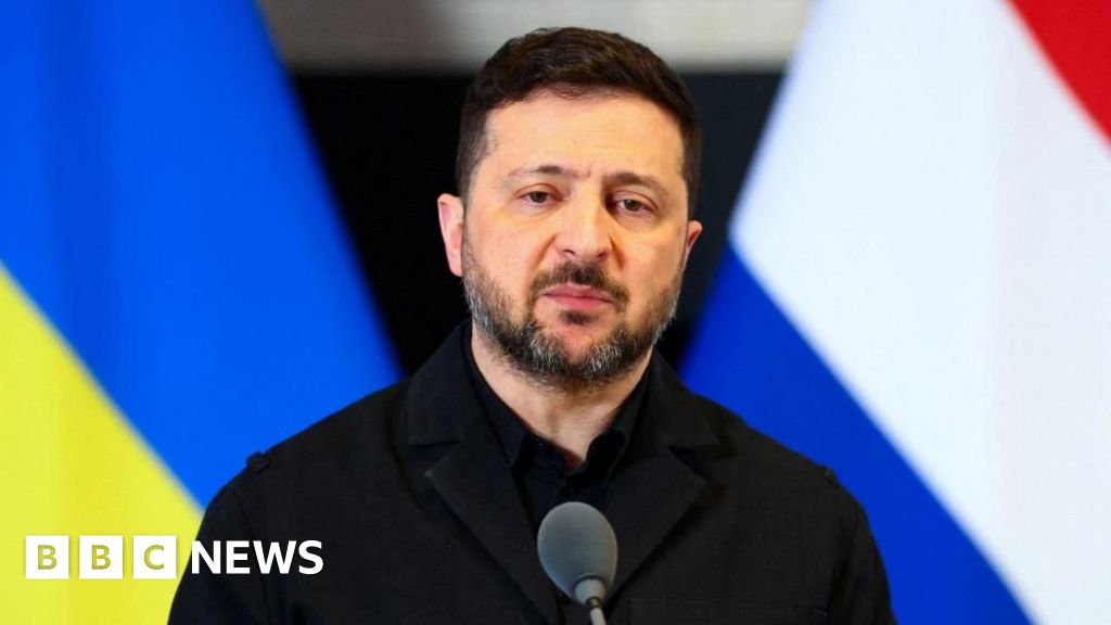 Attaque au drone contre Tchernobyl : Zelensky dénonce une frappe « vile »