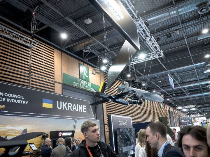 Le Royaume-Uni déploie 865 millions d&rsquo;euros d&rsquo;équipements militaires vers l&rsquo;Ukraine