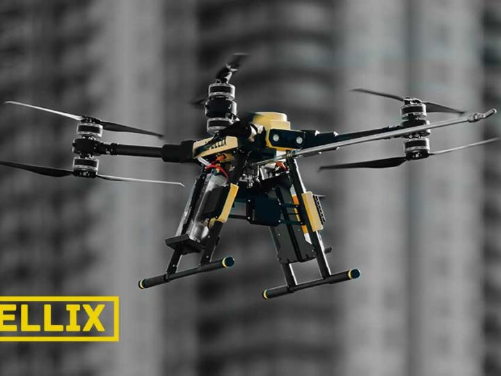 Apellix démontre son drone de nettoyage de panneaux solaires en Californie