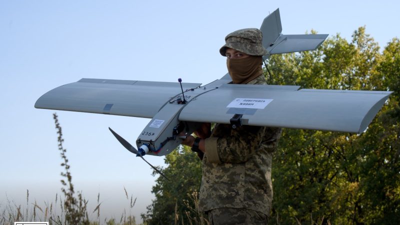 Les drones ukrainiens adoptent des antennes directionnelles pour échapper à la détection russe