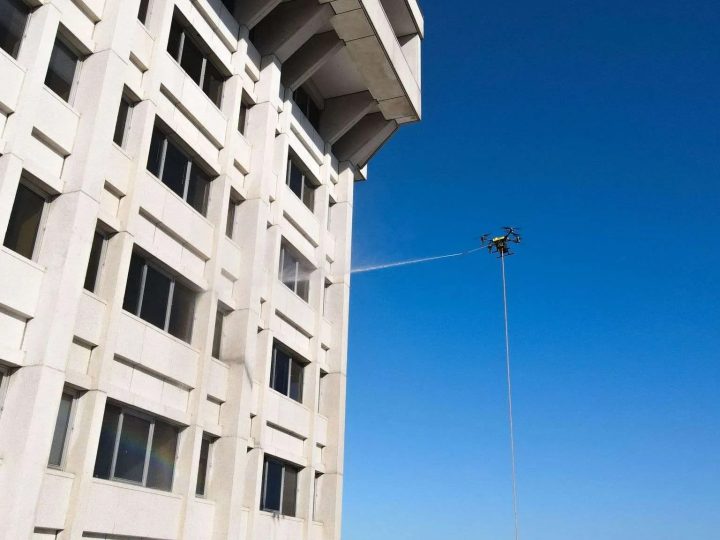Lancer une entreprise de nettoyage par drone en 2026 : opportunité croissante pour les professionnels