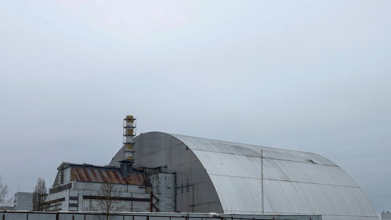 Une frappe de drone russe endommage un site près de la centrale nucléaire de Tchornobyl