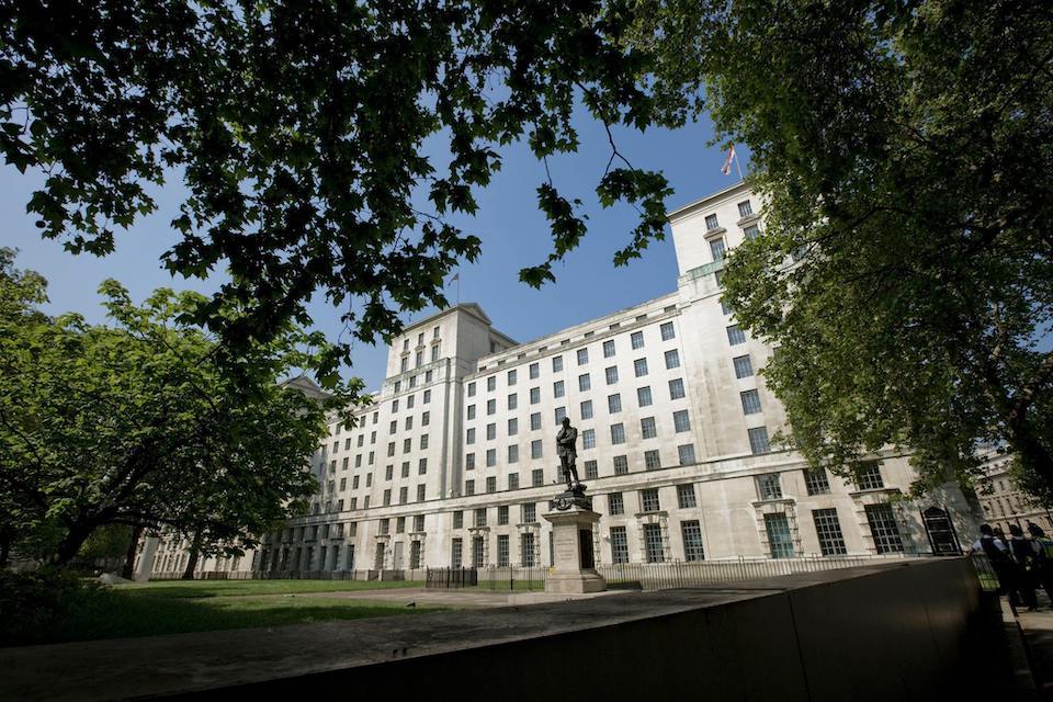 Le Royaume-Uni finance 150 000 drones ukrainiens et renforce la défense aérienne